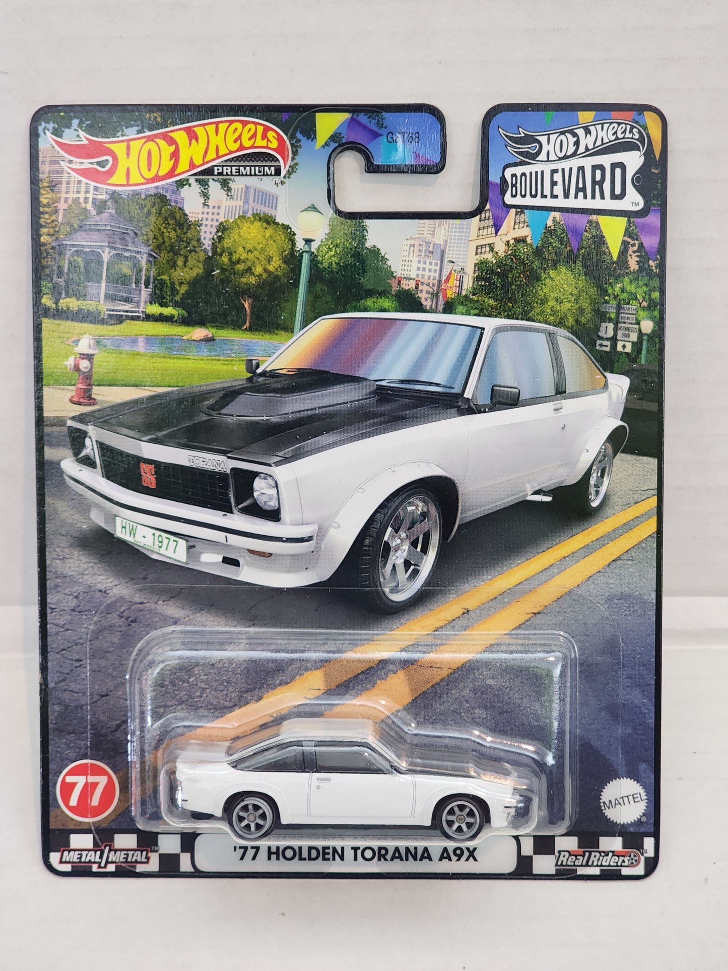 Hot wheels Premium Boulevard 77 Holden Torana A9X No.77