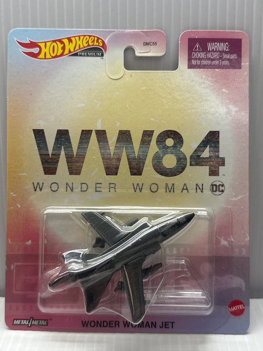 Hot Wheels Wonder Woman Jet Diecast WW84 retro entertainment JET with Stand