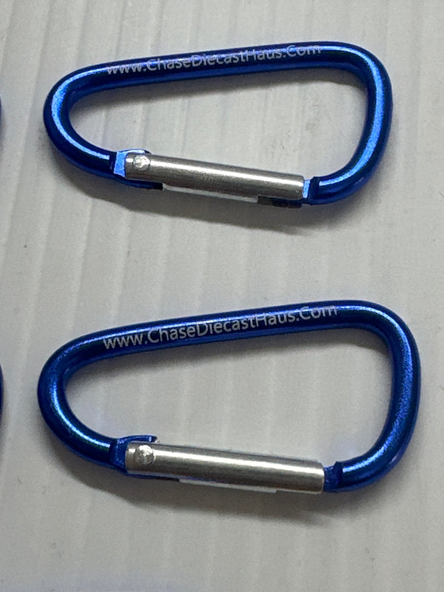 Chase Diecast Haus blue keyring clip 4cm alloy