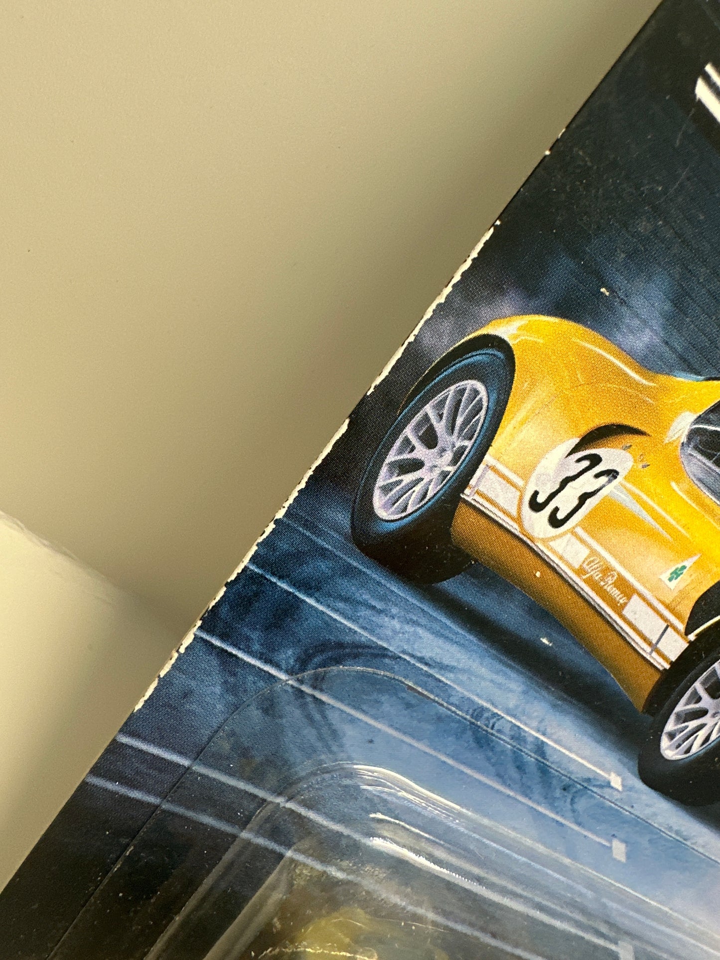 Hot Wheels Premium - 2022 Exotic Envy 1/5 '69 Alfa Romeo 33 Stradale