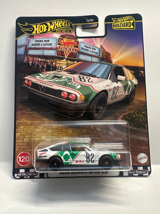 2025 HOT WHEELS Boulevard #120 - Alfa Romeo GTV6 3.0 (White/Green