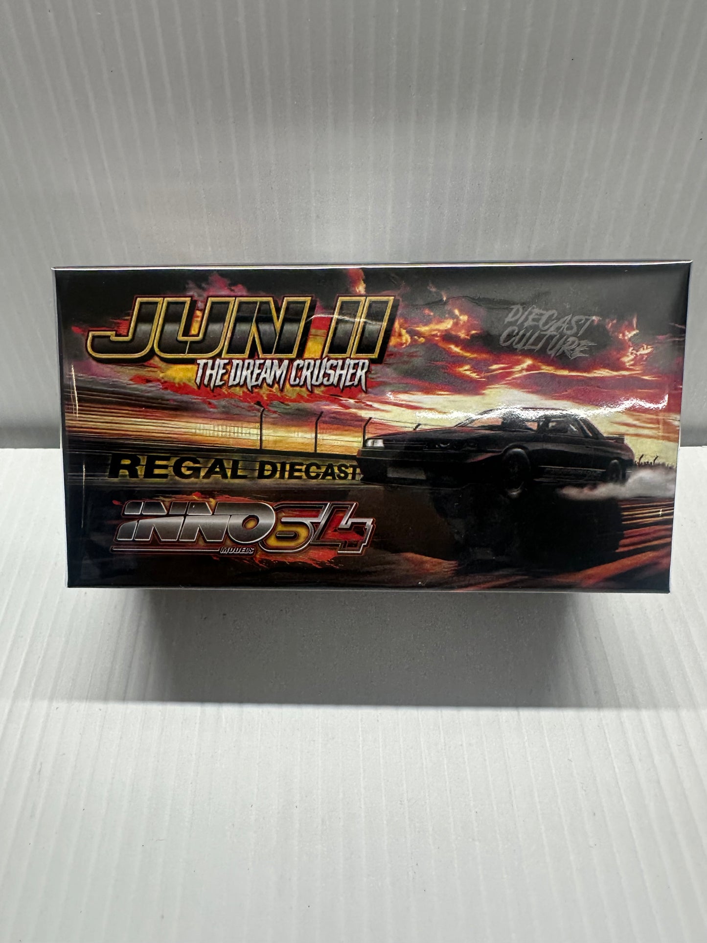 Inno64 model JUN II The Dream Crusher" Nissan Skyline GT-R R32