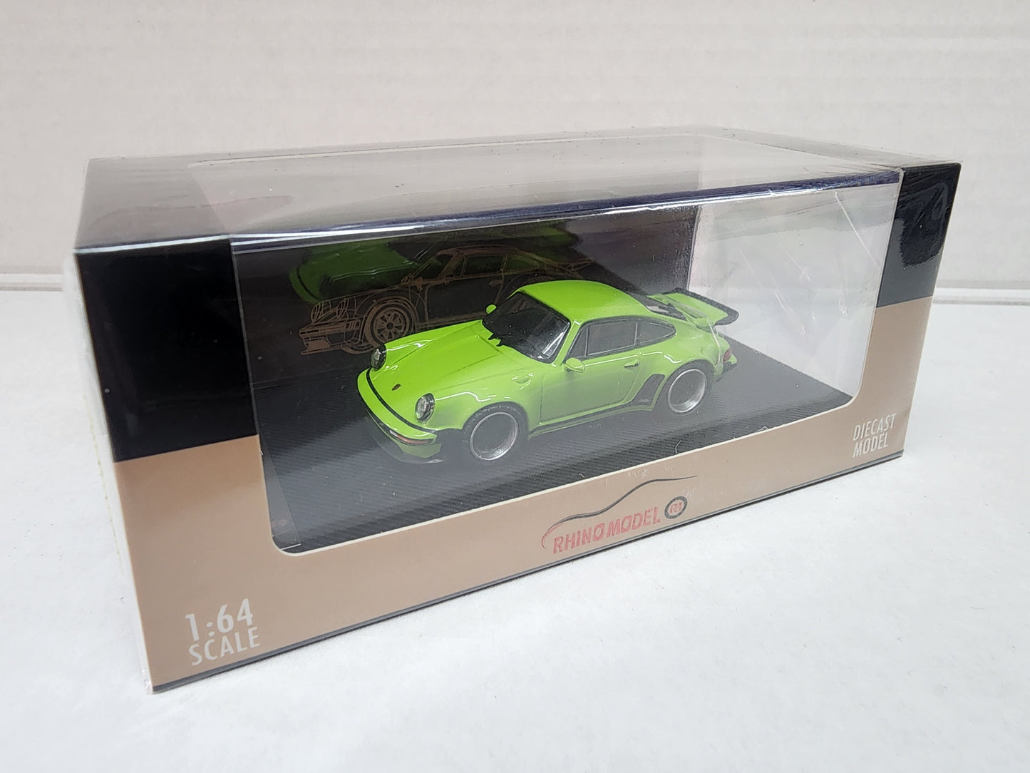 RM 1/64 Porsche 930 Singer Turbo Green