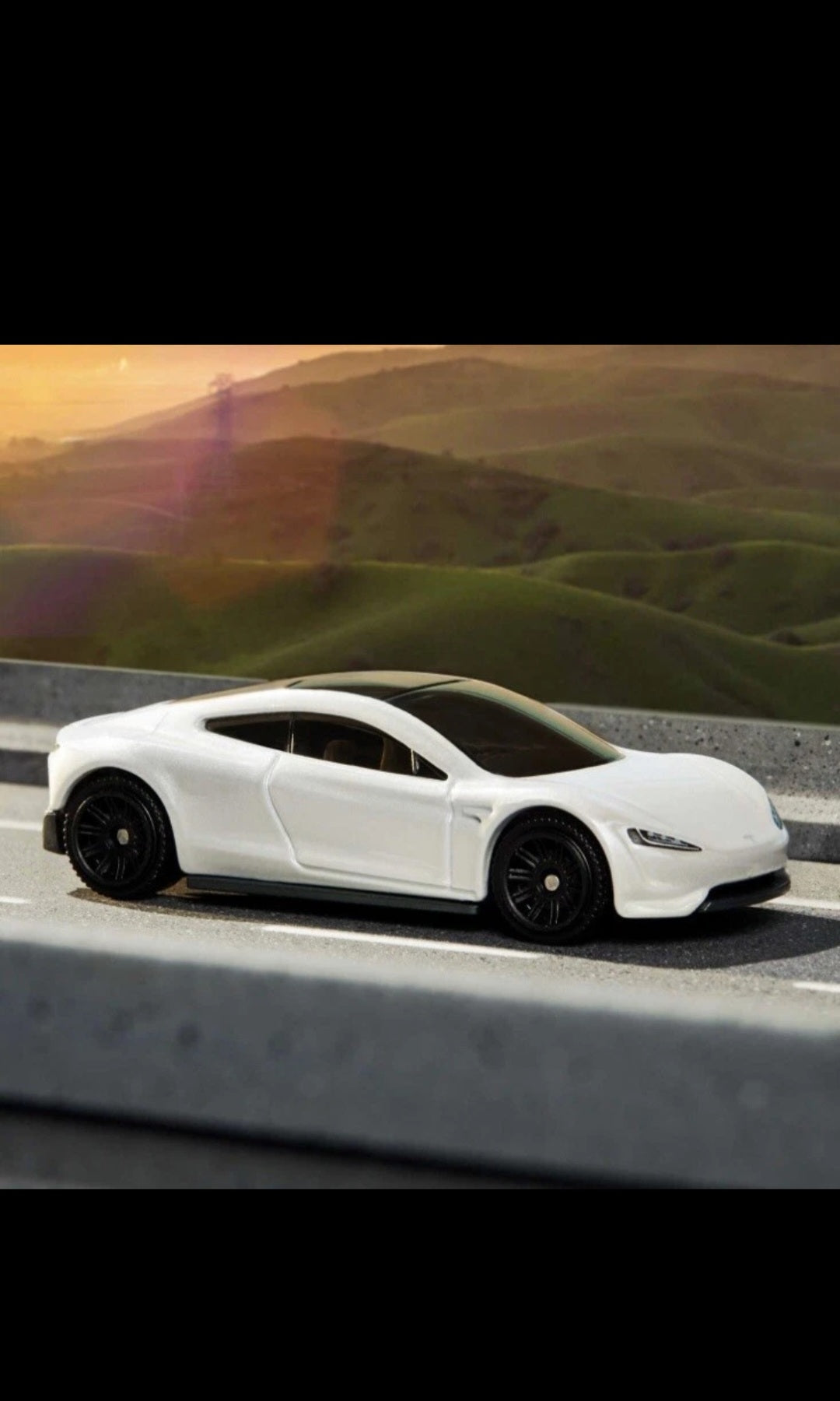 2022 Matchbox Collectors - Tesla Roadster Limited Edition HHY23-9993 RLC Sealed
