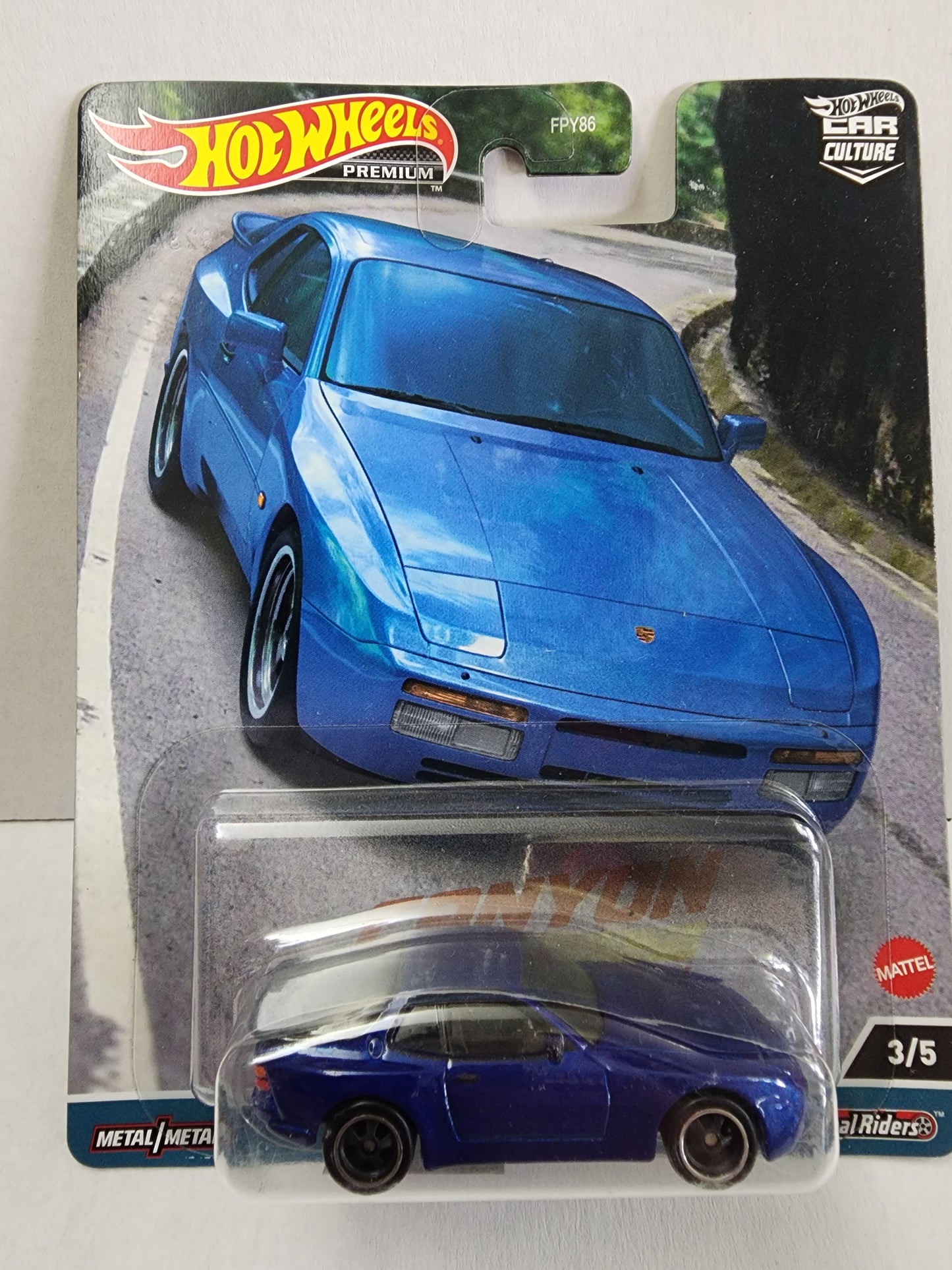Hot wheels Premium Canyon Warriors 89 Porsche 944 Turbo