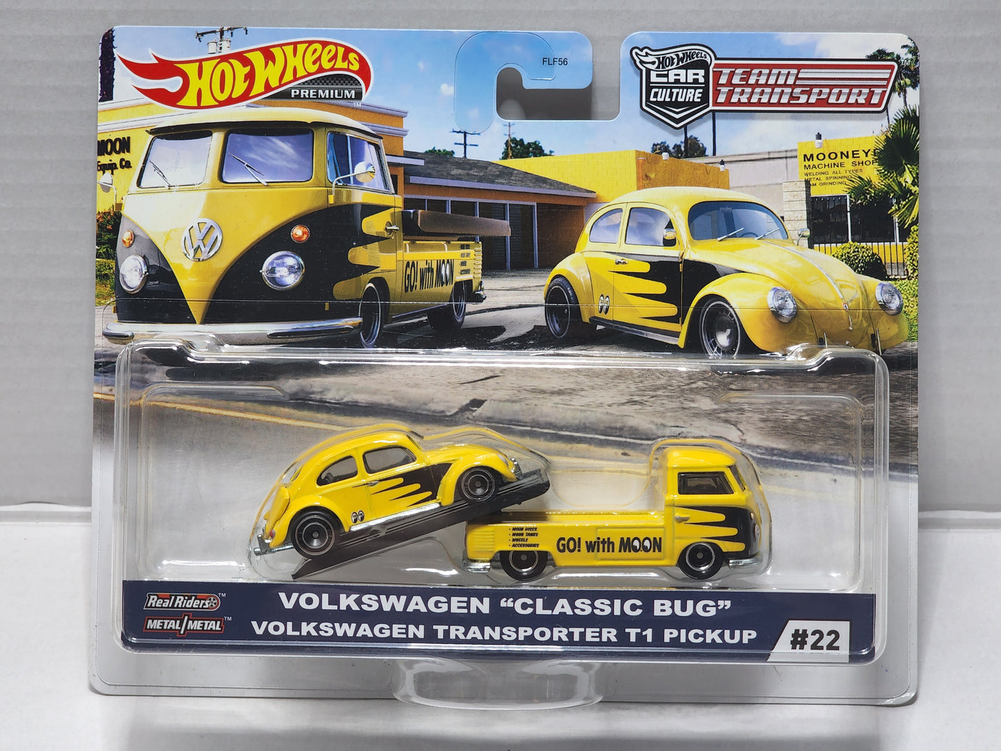 Hot Wheels Team Transporters Volkswagen Classic Bug and T1 pick up Mooneyes