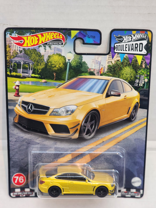 Hot wheels Premium Boulevard 12 Mercedes Benz C63 Amg coupe blk series