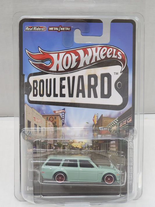 Hot wheels 2012 boulevard 71 Datsun bluebird 510 wagon