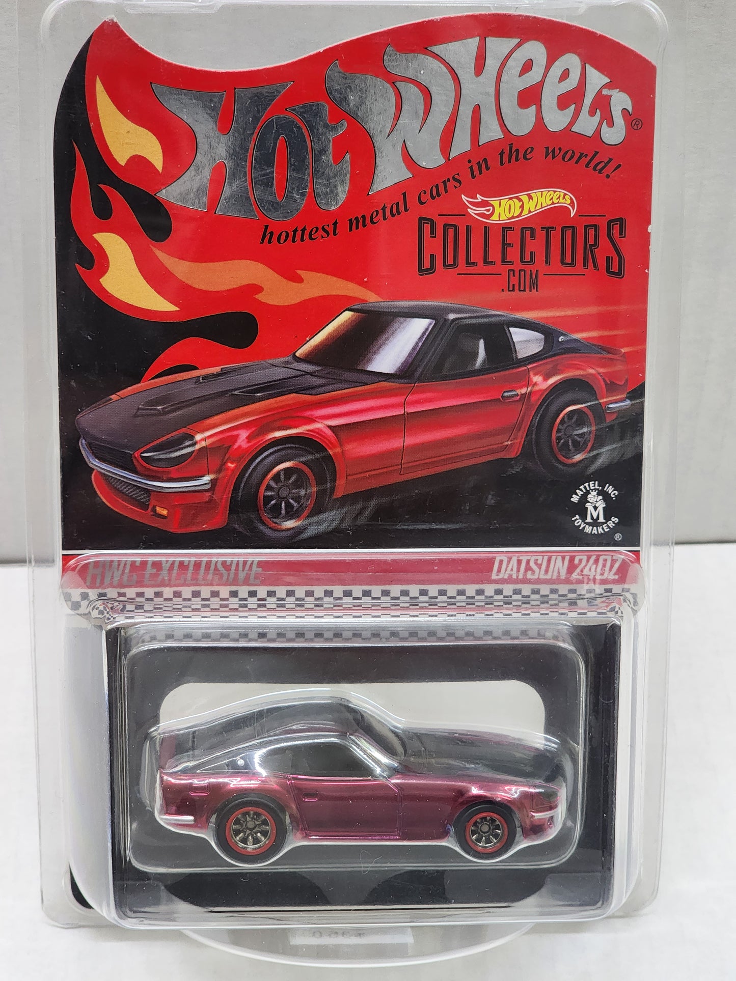 Hot wheels  collectors 2012 rlc exclusive Datsun 240z red spectraflame 3 digit