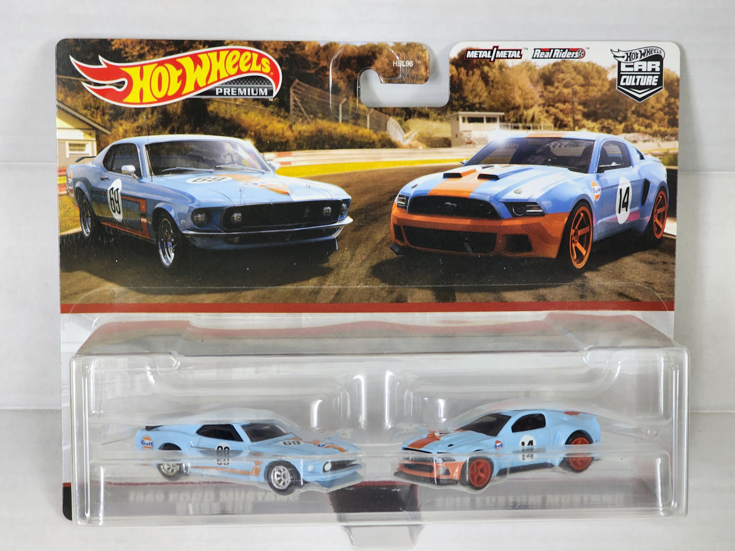 Hot Wheels Premium 1/64 2 Pack 1969 Ford Mustand Boss 302 2014 Custom Mustang