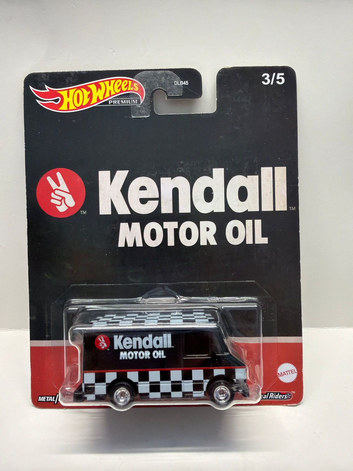 2023 HOT WHEELS PREMIUM KENDALL MOTOR OIL COMBAT MEDIC WITH REAL RIDERS