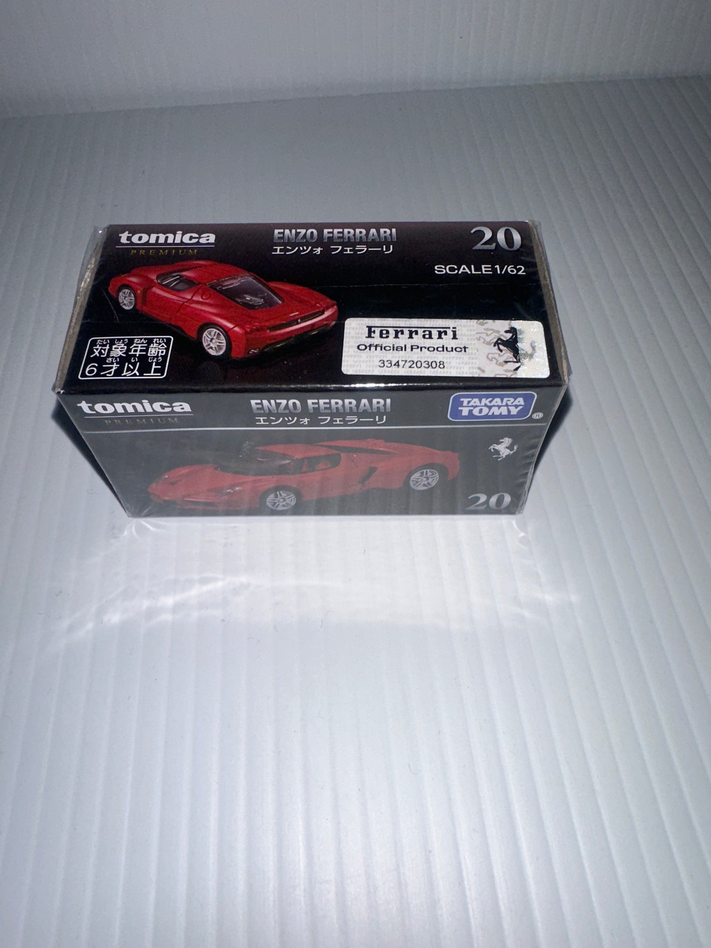 Tomica Premium Enzo red Ferrari no20 1.62