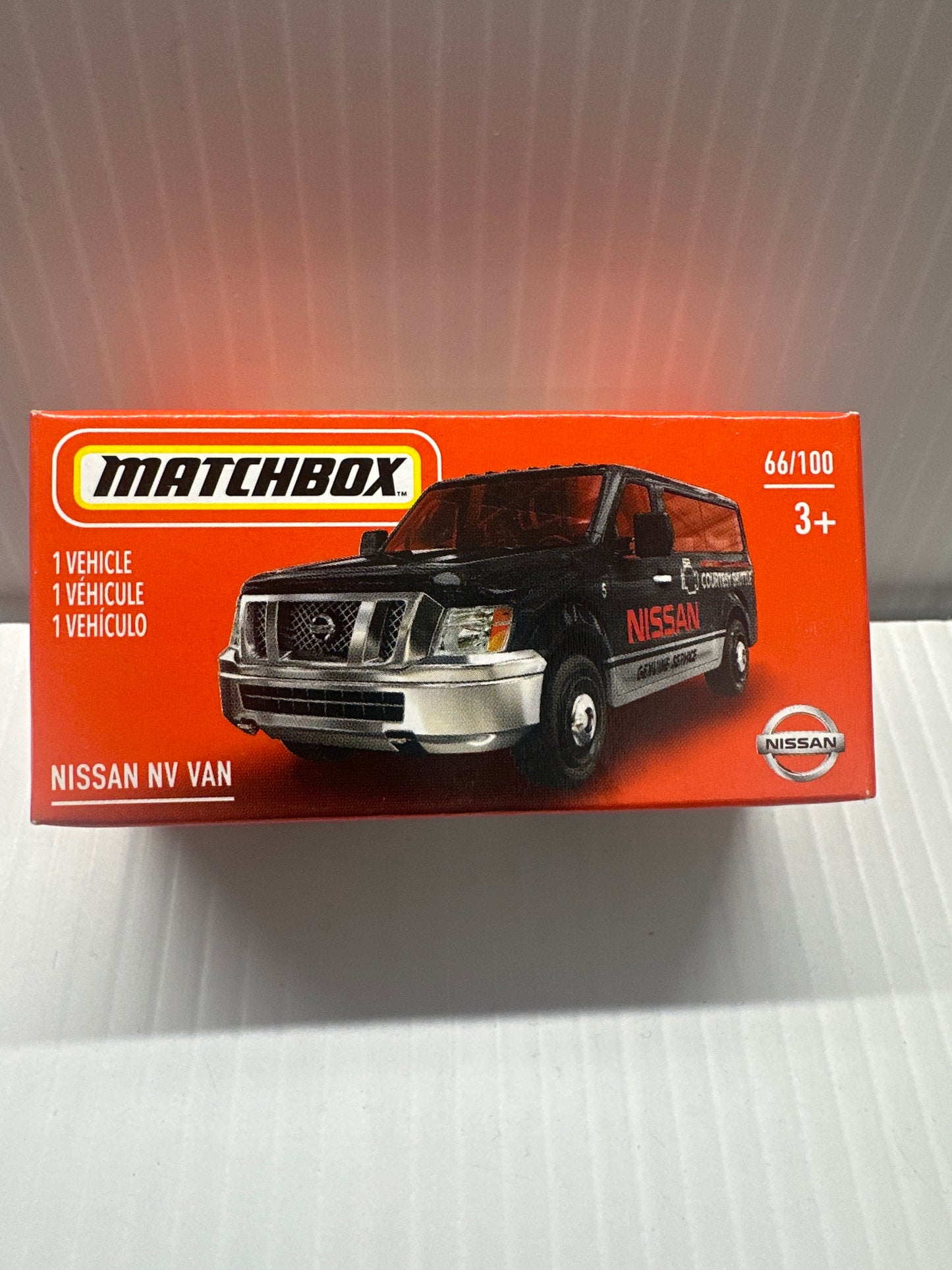 Matchbox Nissan NV Van Black 66/100