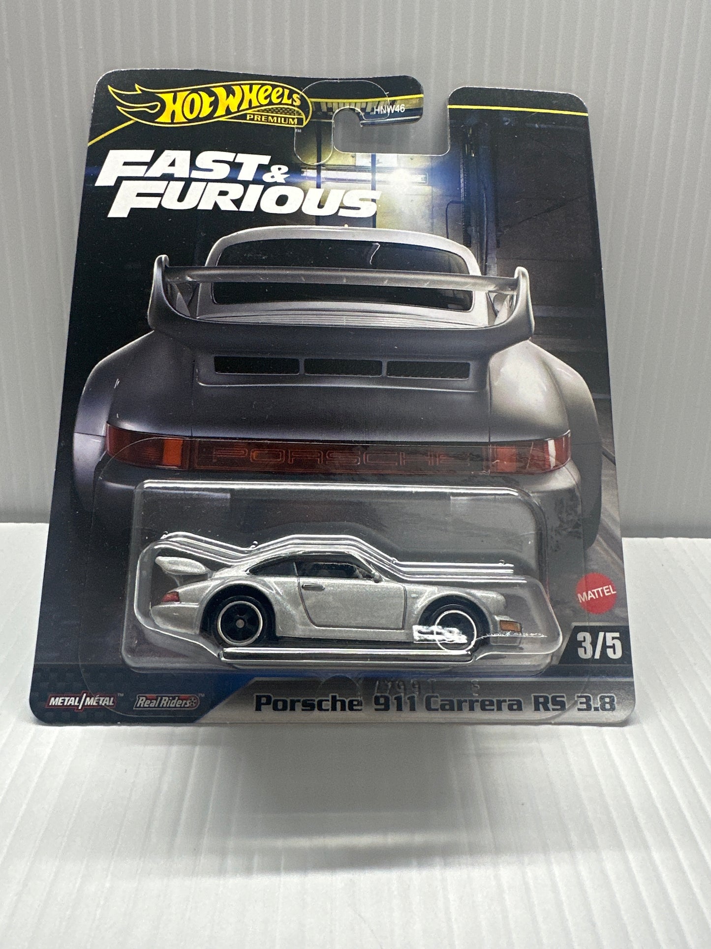 HOT WHEELS DIE CAST HW PREMIUM SET HNW46 FAST & FURIOUS PORSCHE 911 CARRERA RS