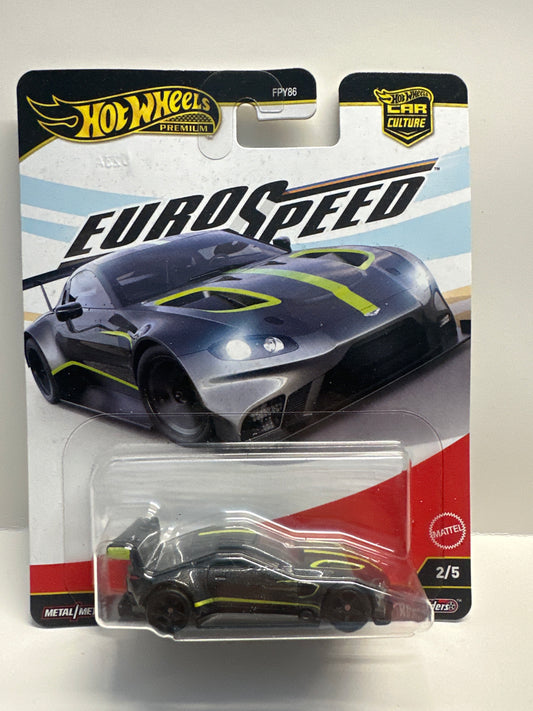 Hot Wheels 2025 Premium Euro Speed Aston Martin Vantage GTE Black 2/5