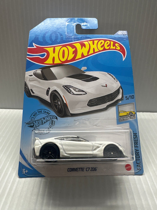 Hot Wheels 1:64 White 2019 Corvette C7 Z06 Factory Fresh