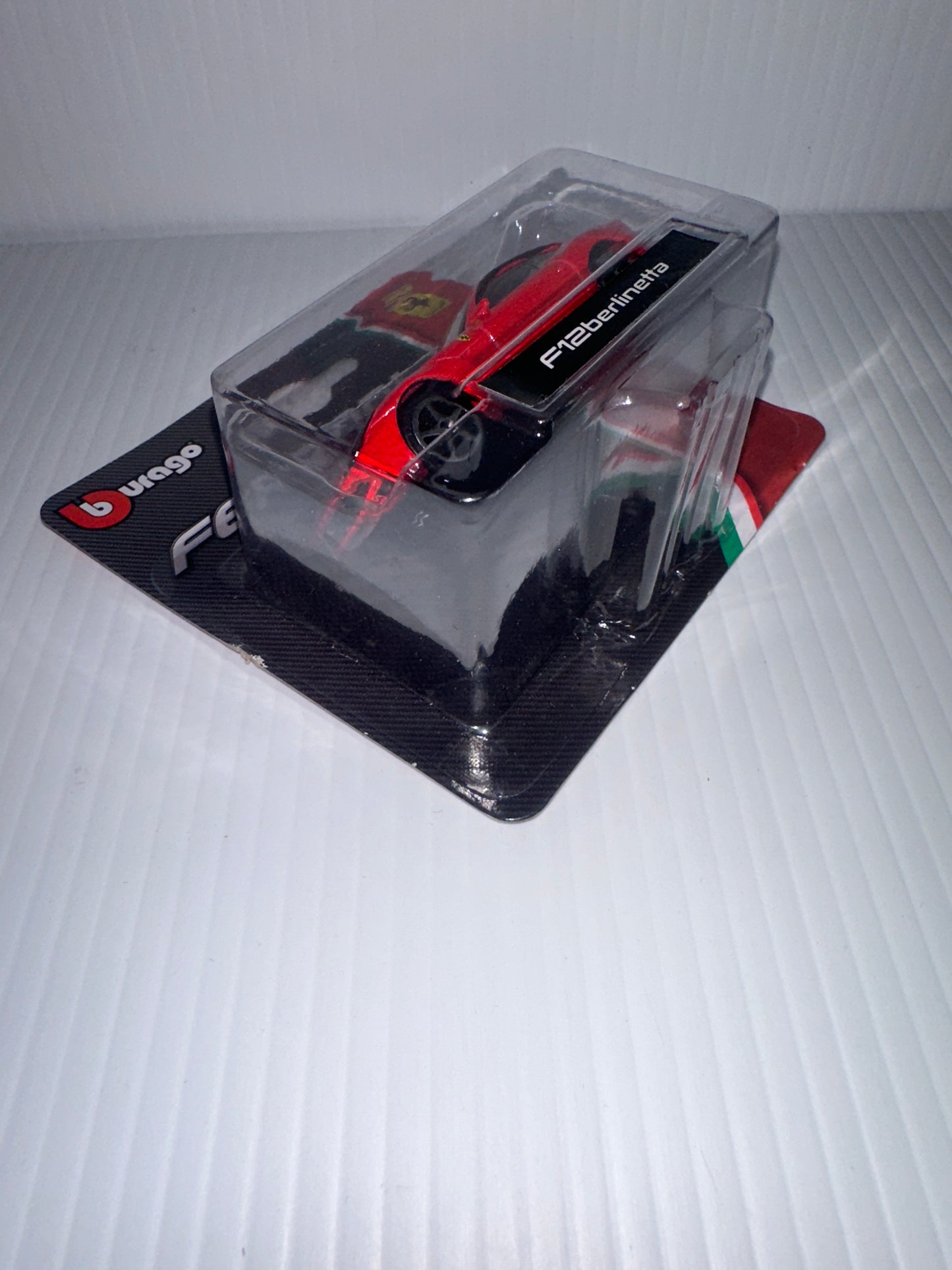 Burago Ferrari F12 berlinetta race and play