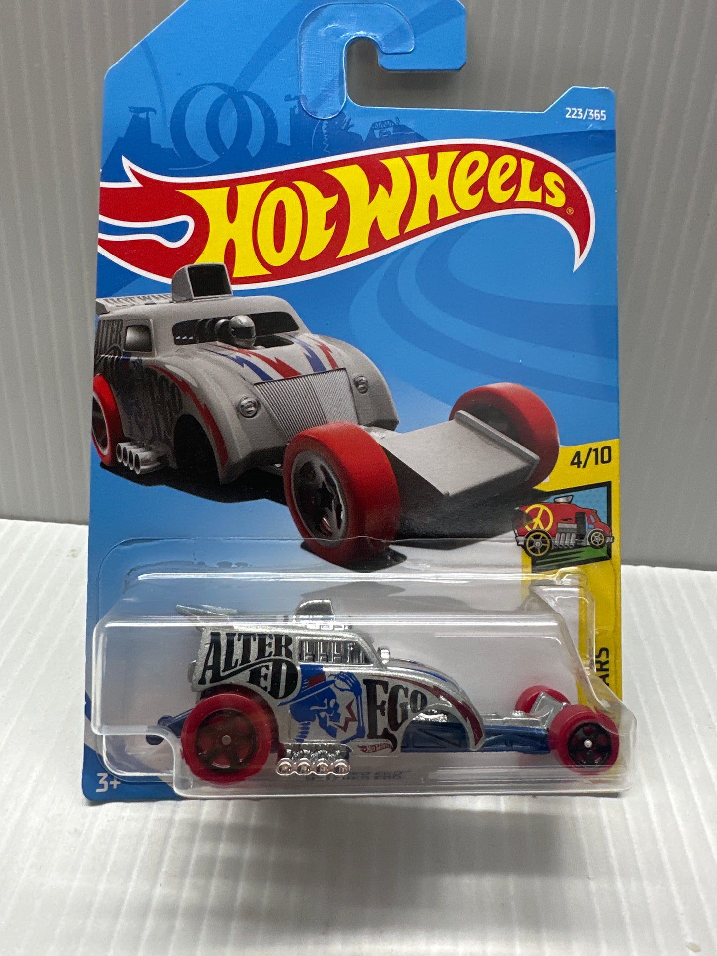 Hot Wheels 2018 50th Anniversary HW Art Cars Altered Ego 223/365, Silver