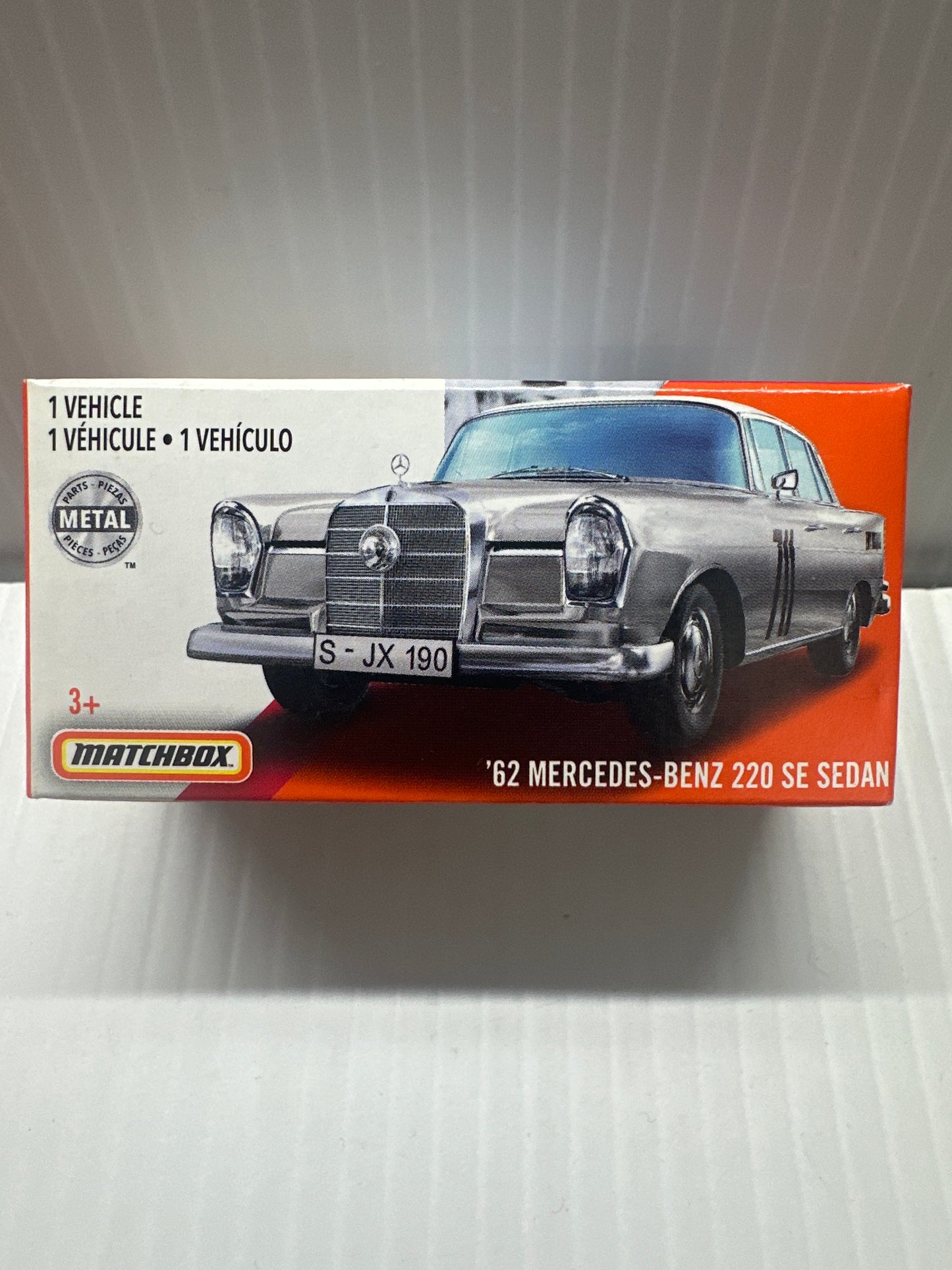 MATCHBOX POWER GRABS 62 MERCEDES BENZ 220SE EWY