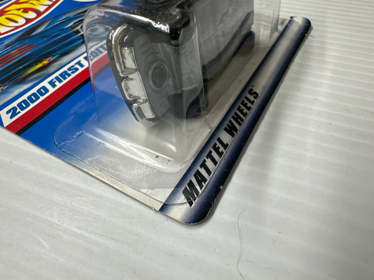 Hot Wheels First Editions Chevy '65 Vette Corvette 1:64 Scale