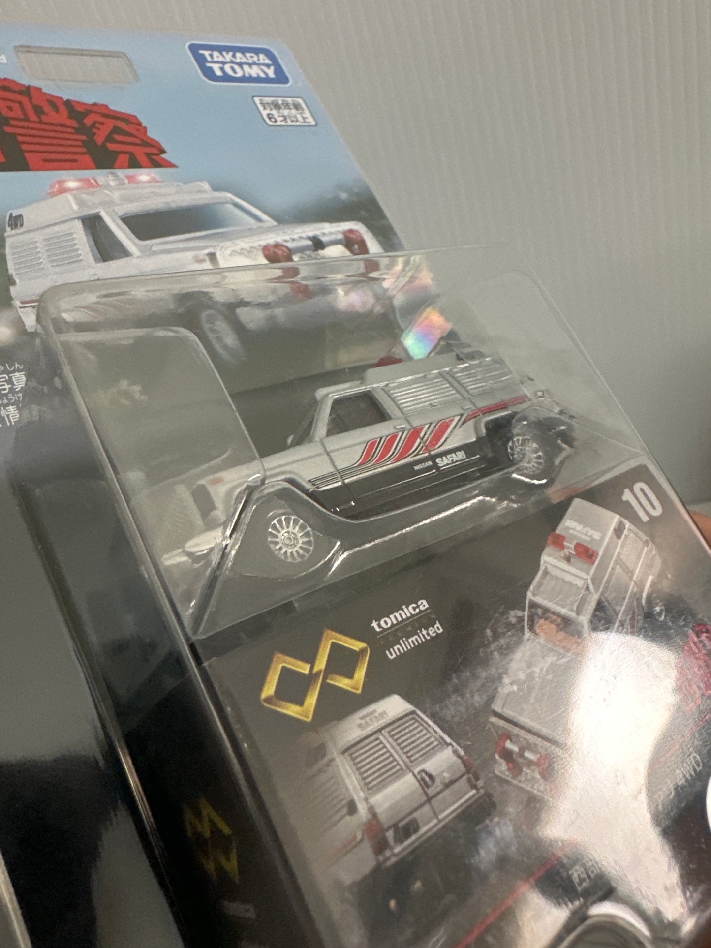 Takara Tomy / Tomica Premium Unlimited Seibu Keisatsu Nissan Safari 4WD
