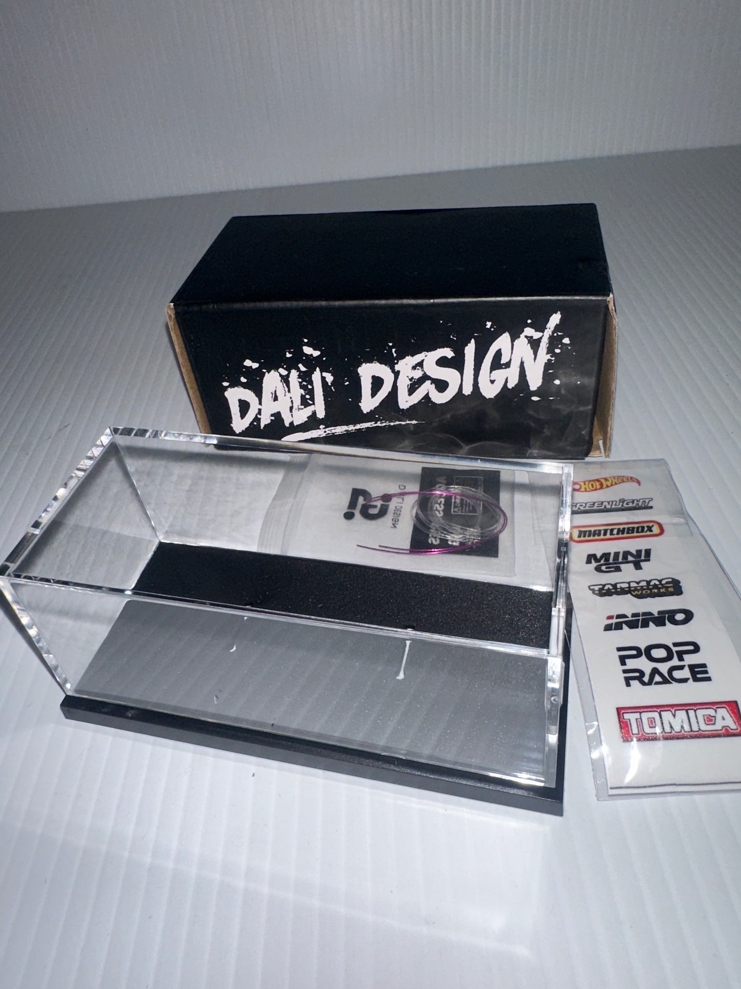 Black plain base acrylic case kit