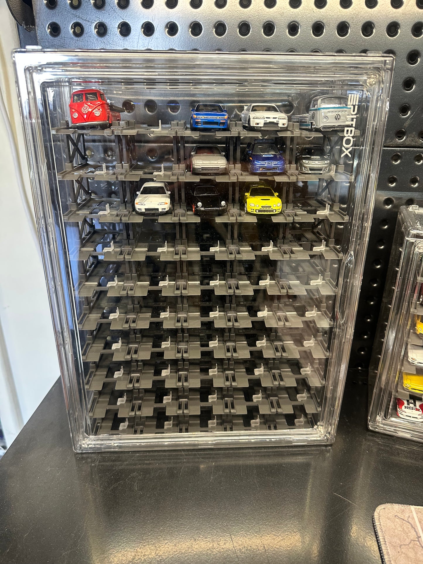 PITBOX 40&50 Parking Display Box