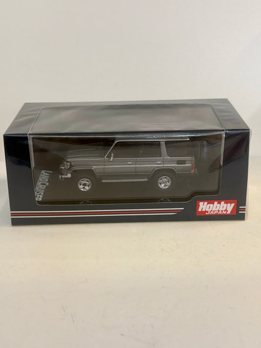 Hobby Japan 1.64 Toyota Landcruiser 70 Zx 4 door 2001