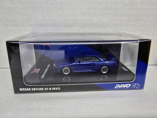 Inno64 
Nissan Skyline GT-R R32
Navy blue