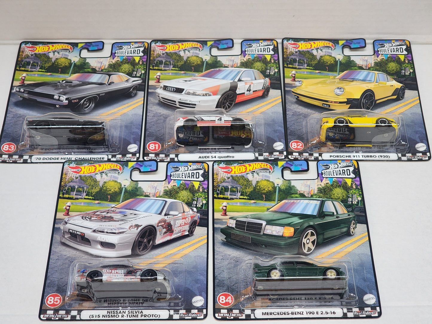 Hot wheels Premium Boulevard 81-85 complete set of 5