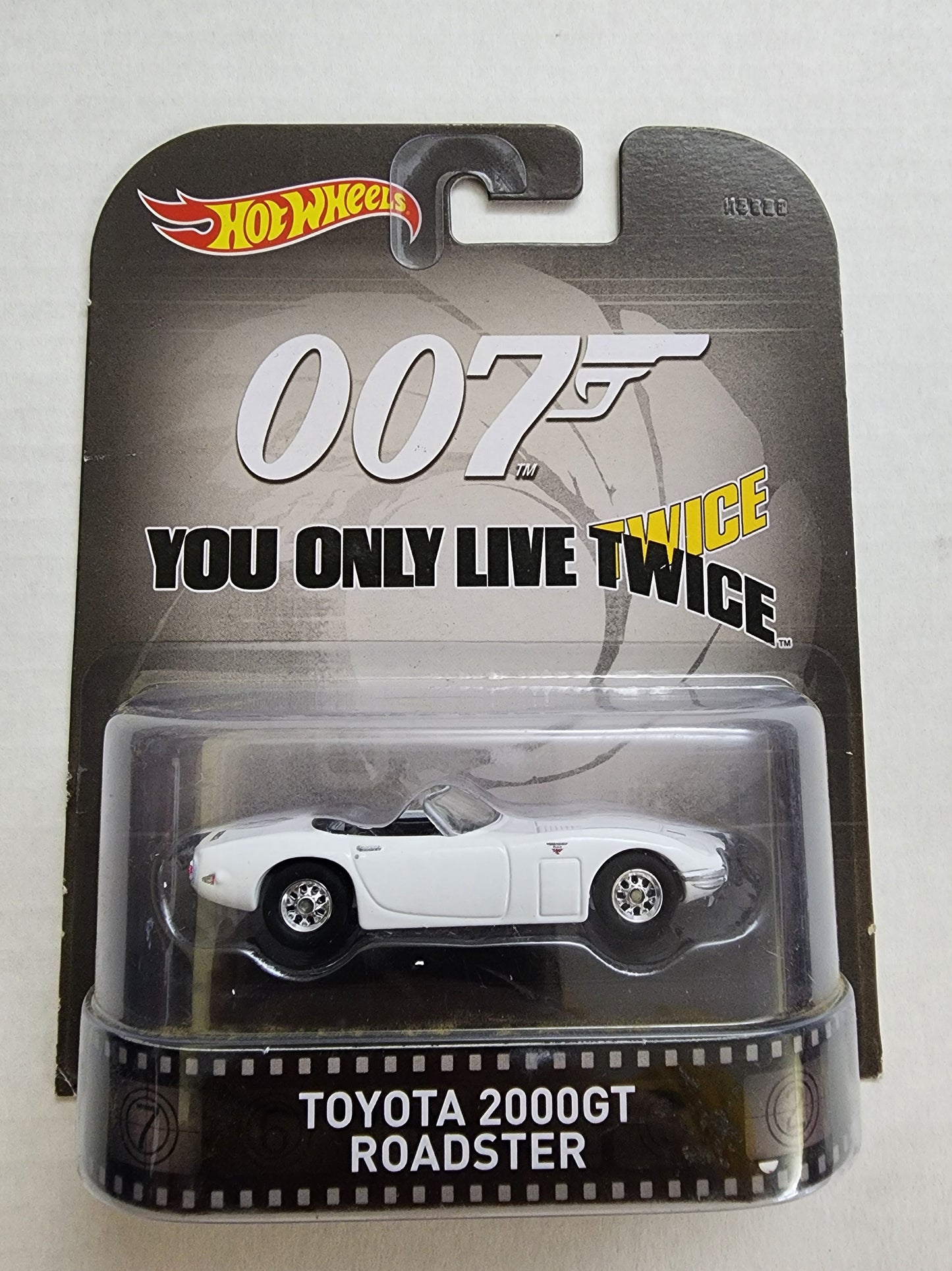 Hot wheels Premium Replica Entertainment 2015  007 You Only Live Twice Toyota 2000Gt Roadster