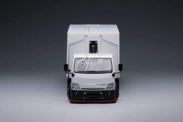 Micro turbo 1/64 White Hino H300 Custom Truck