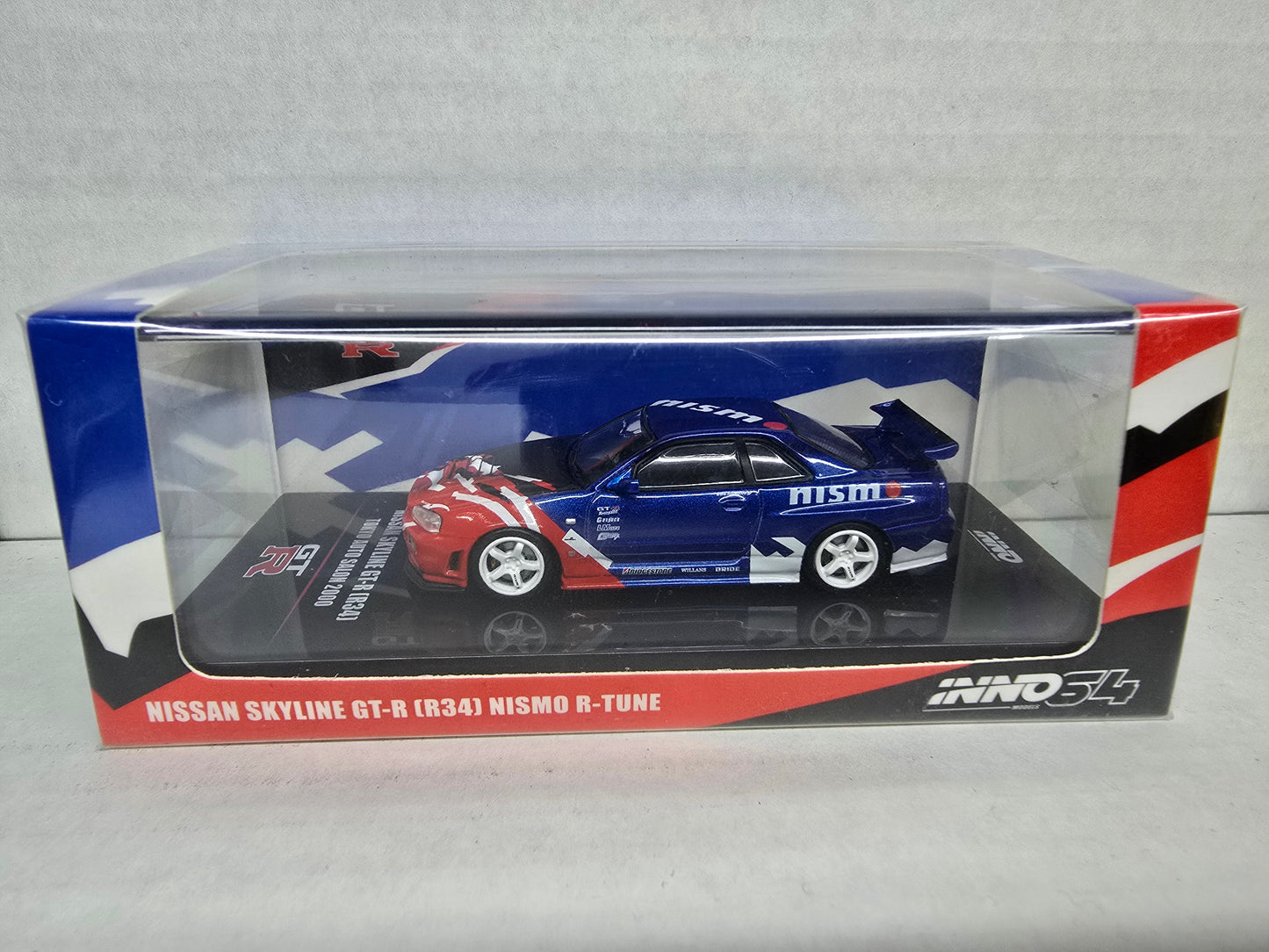 Inno64 
Nissan Skyline GT-R R34 
Nismo R-Tune
Tokyo Auto Salon 2000