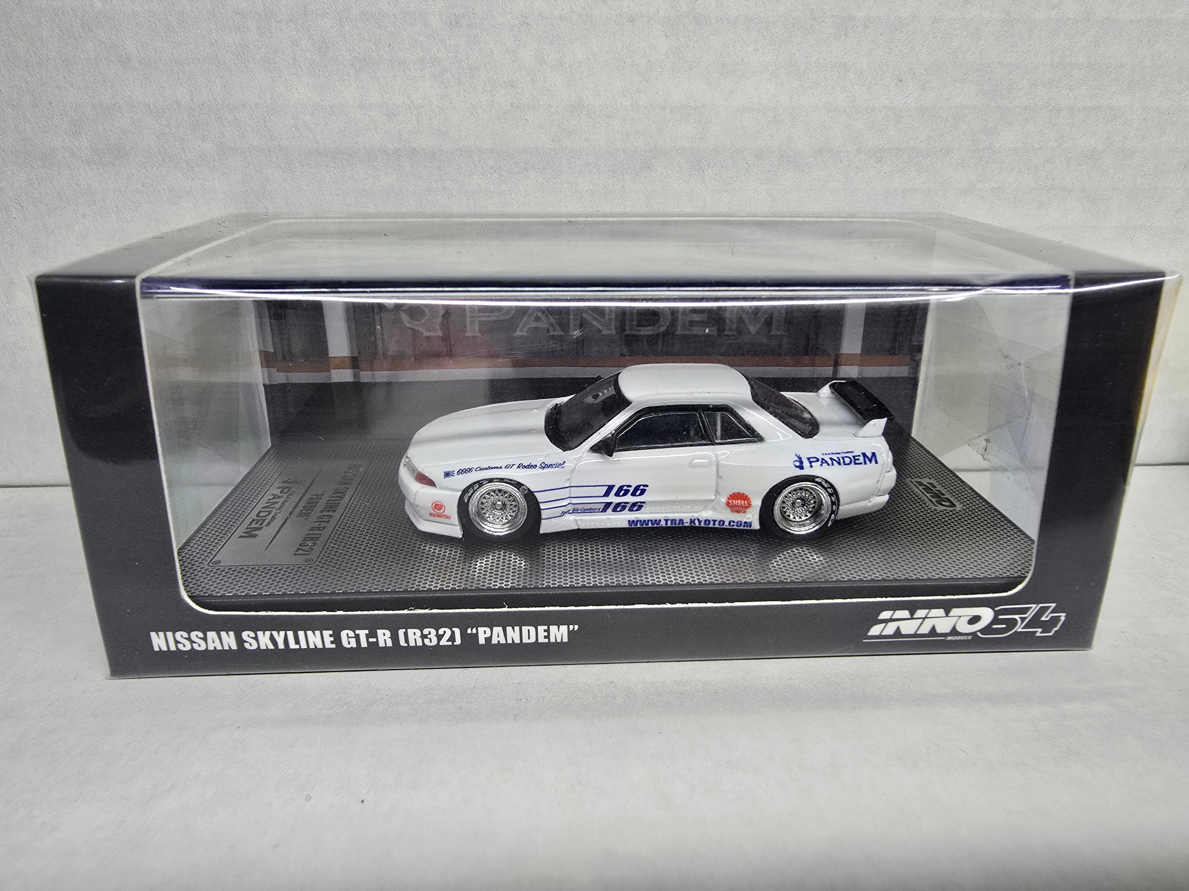 Inno64 Nissan Skyline GT-R R32 Pandem Rocket Bunny – Chase Diecast