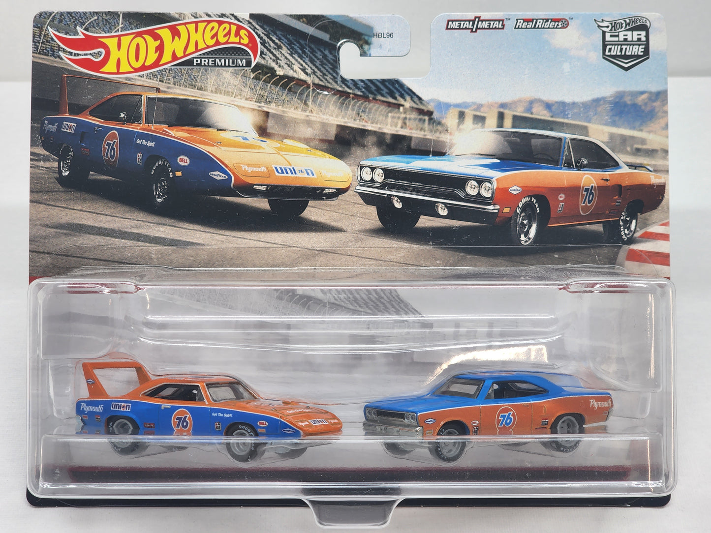 Hot wheels Premium Twin packs Plymouth Superbird & Roadrunner