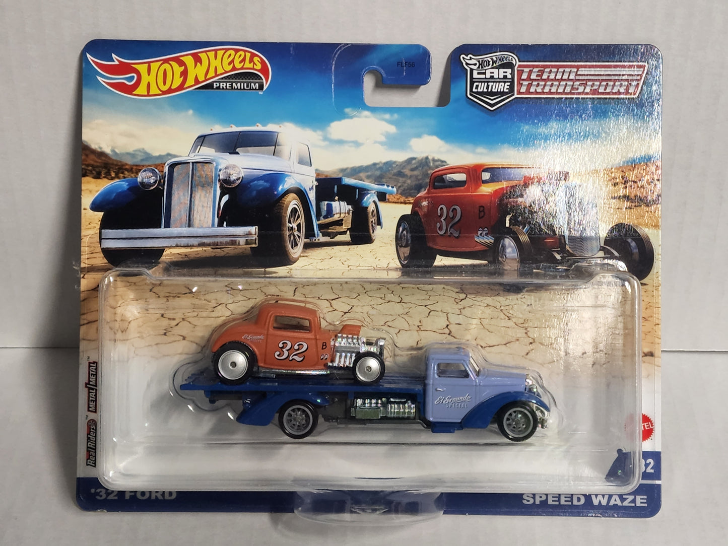 Hot wheels Team Transporter No.32 32 Ford and Speed Waze