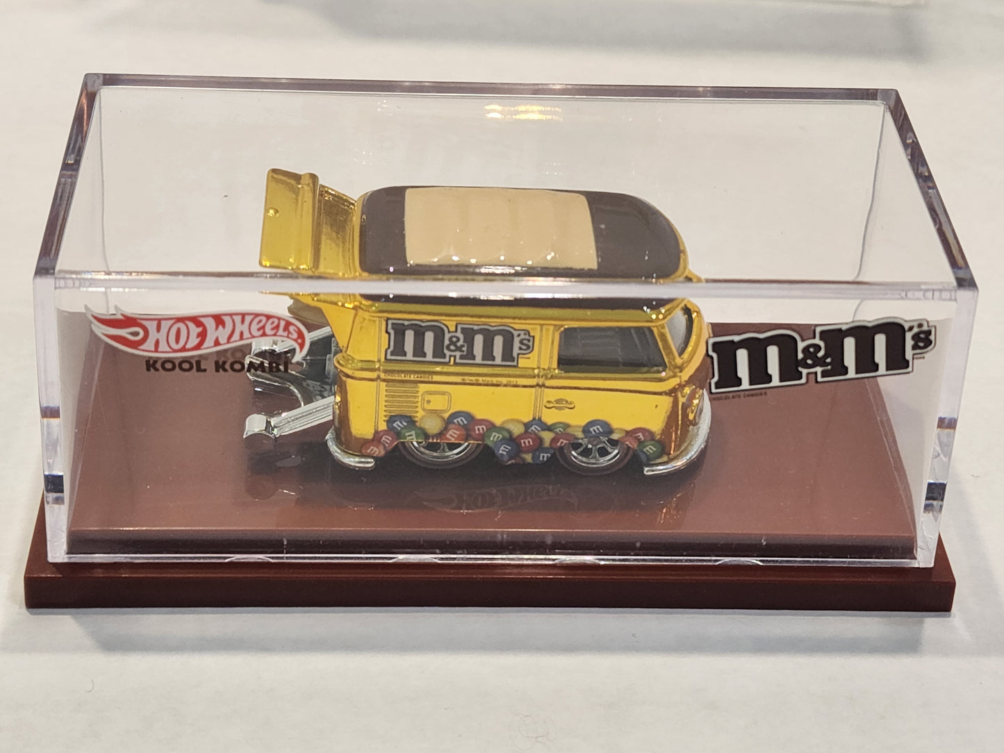 Hot Wheel 2013 rlc exclusive M&Ms Kool Kombi Rare mint condition