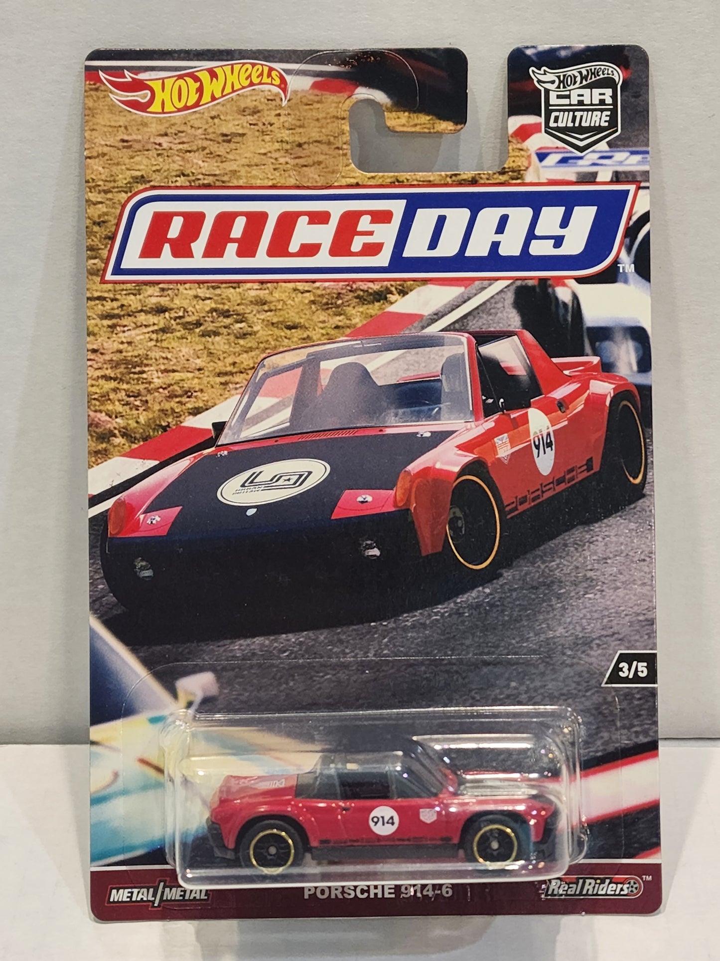 Hot wheels 

Premium 

Race day

Porsche 914.6

 