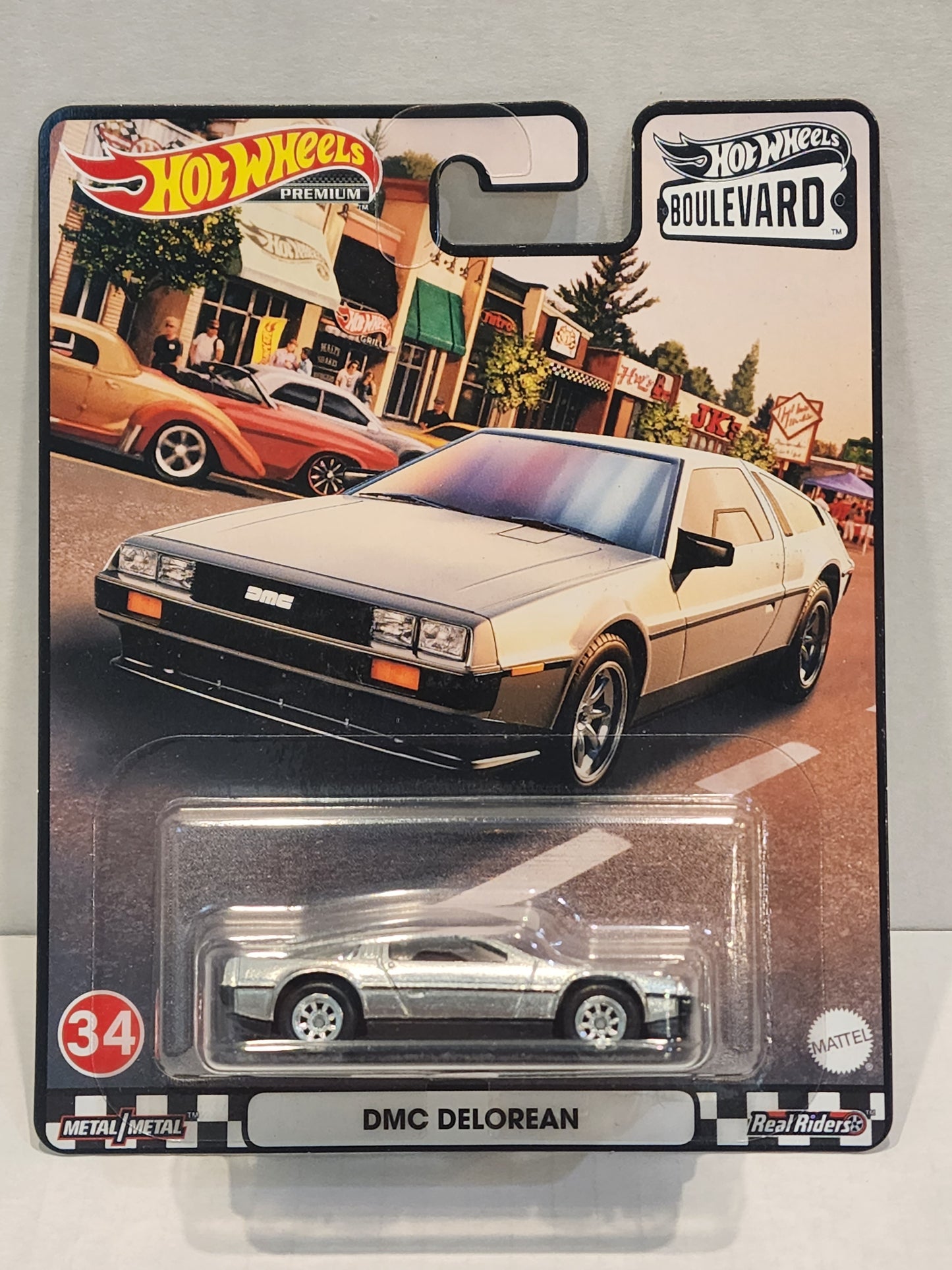 Hot wheels 

Premium 

Boulevard 

Dmc Delorean

No.34

Brand new