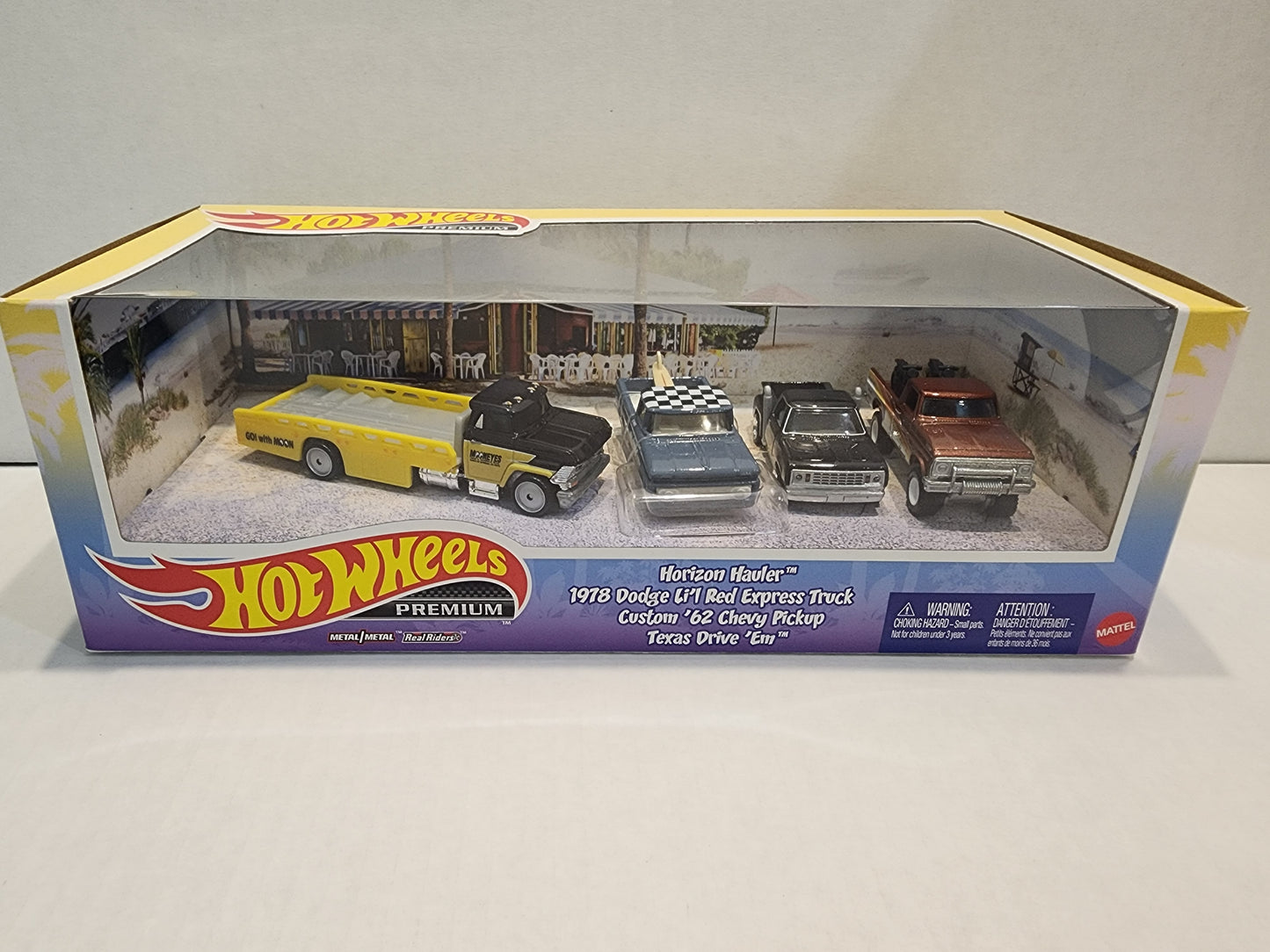 Hot wheels 

Premium 

Horizon Hauler truck box set

Brand new 

Sealed 