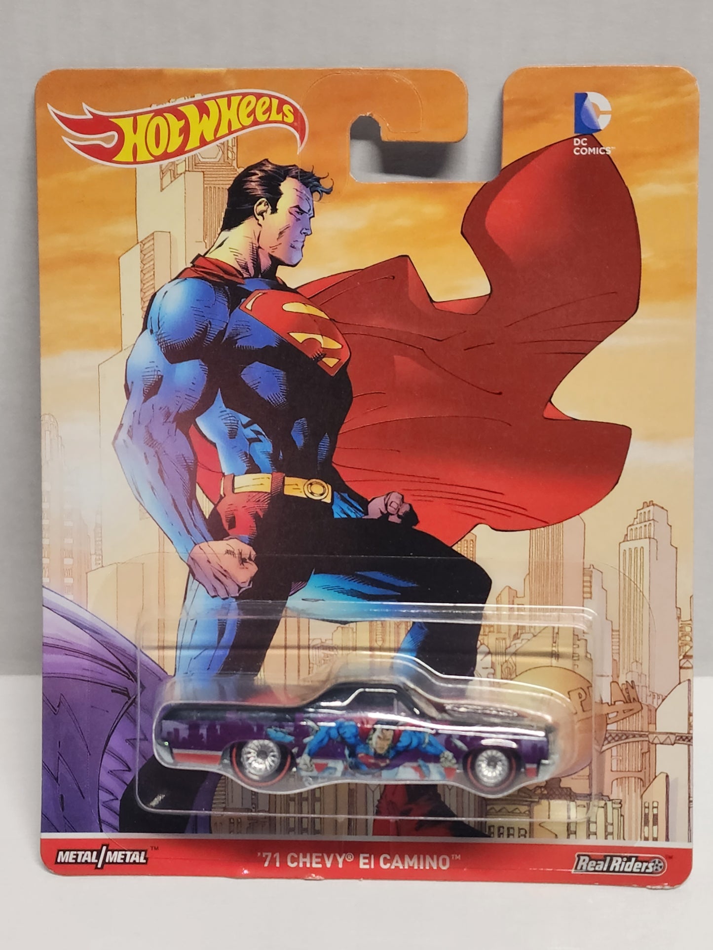 Hot wheels 

Premium 

Dc Comics 

Superman

71 Chevy el Camino 