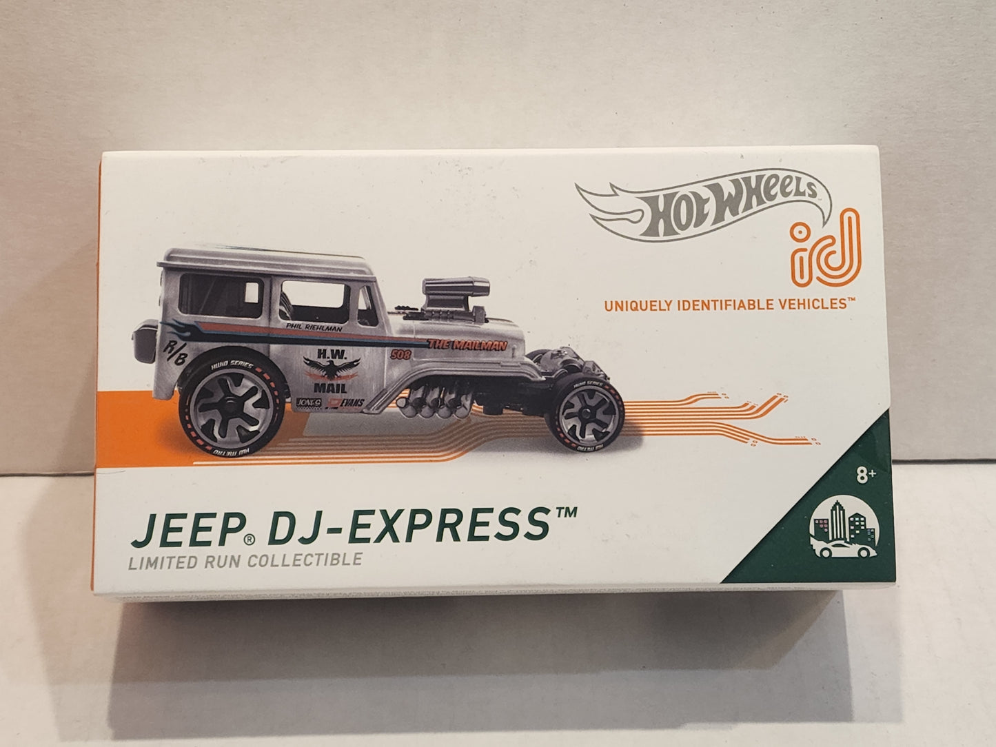 Hot wheels 

Ids

Jeep DJ Express