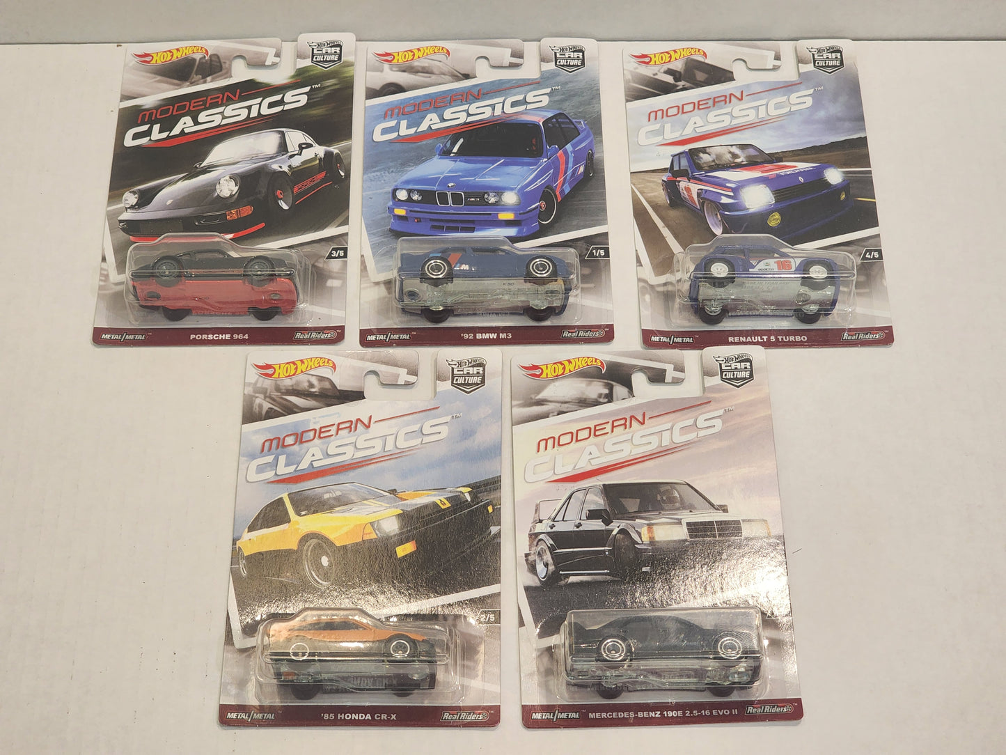 Hot wheels 

Premium 

Car Culture 

2017 Modern classics 

Complete set of 5