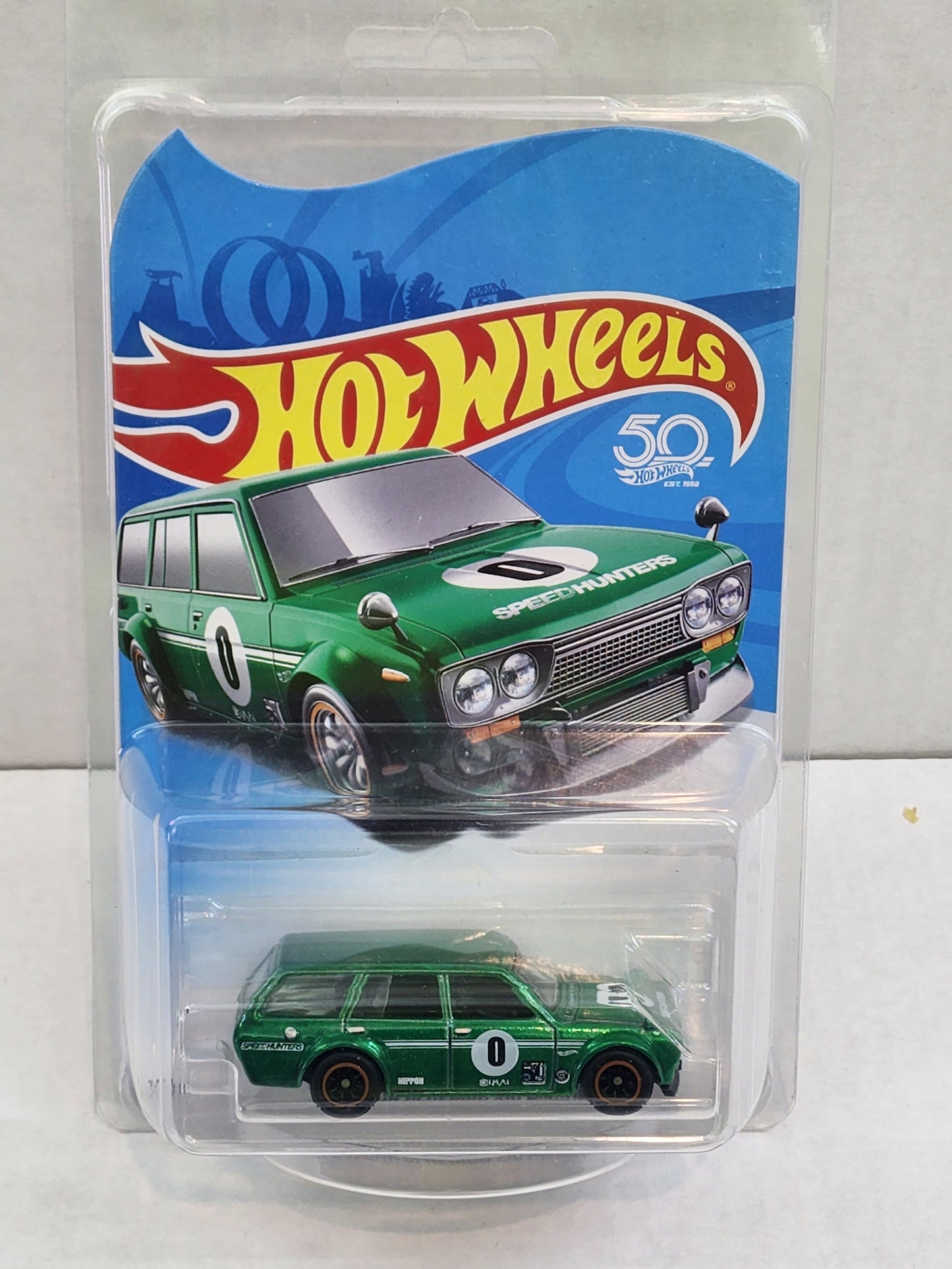 Hot wheels 

Legends tour

2018

71 Datsun bluebird 510 wagon 

Spectreflame green