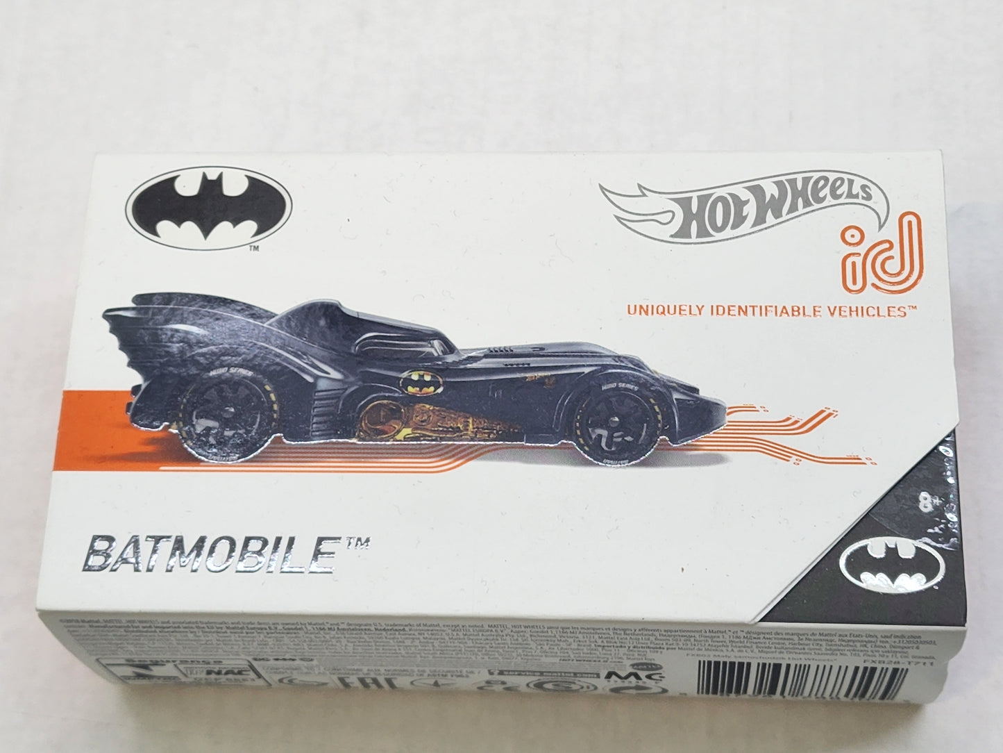 Hot wheels 

ID 

Batman

Batmobile 



 