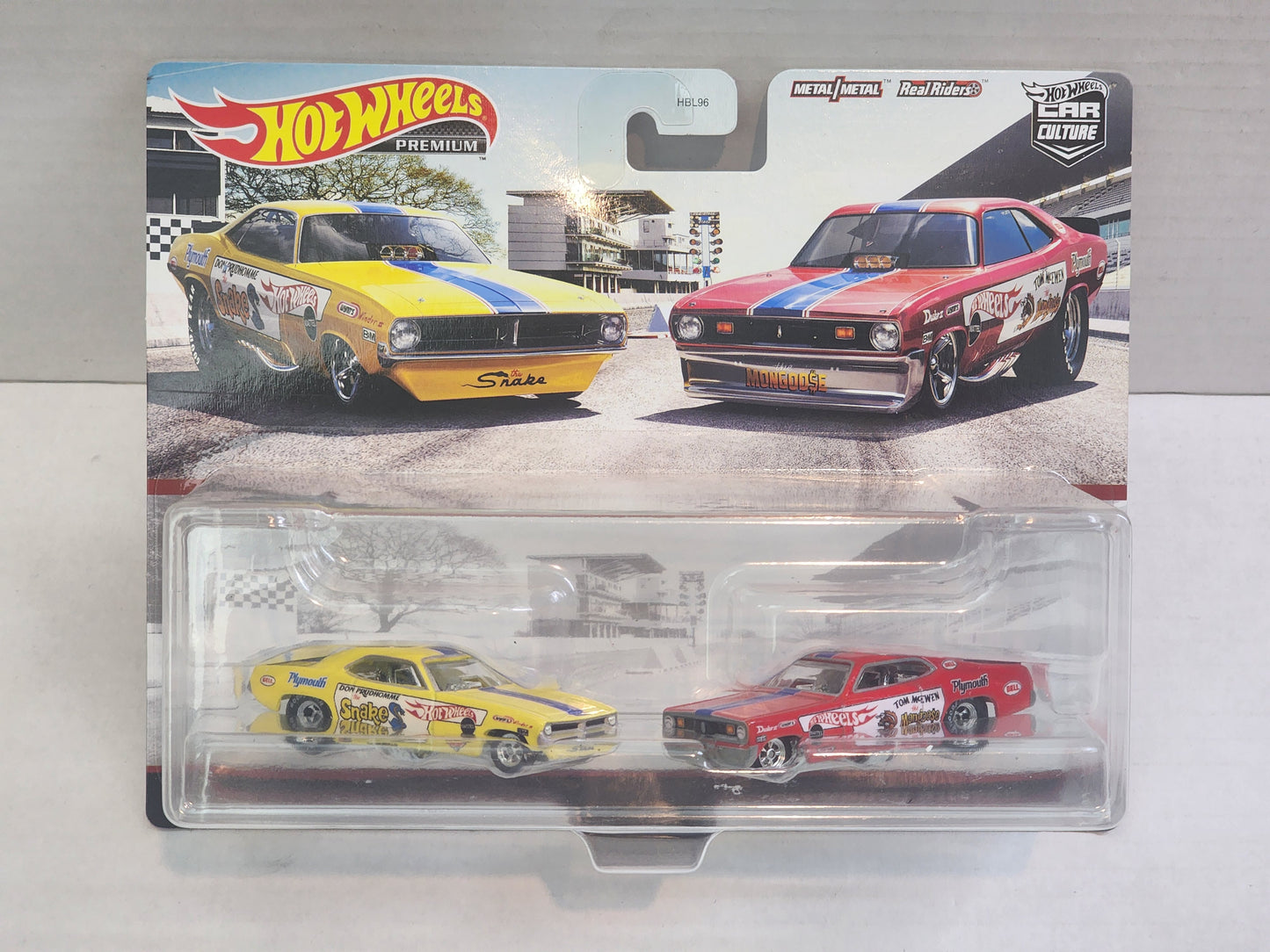 Hot wheels 

Premium 

2 pack

Plymouth Cuda funny car &

 Duster funny car Snake and mongoose 